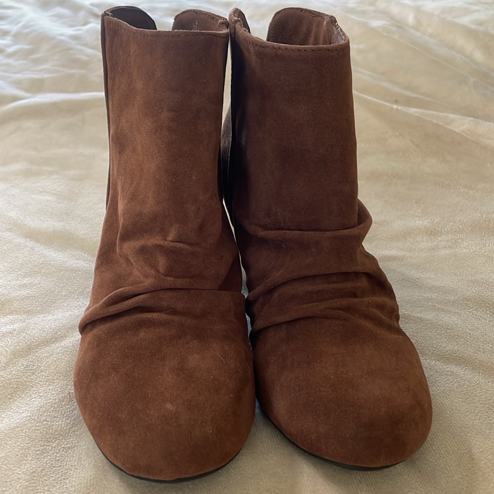 Sugar TULA Cognac Faux Suede Ankle Booties Womens 8M
